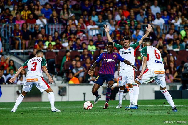 詹姆斯26分布朗尼生涯首分 骑士大胜湖人5连胜